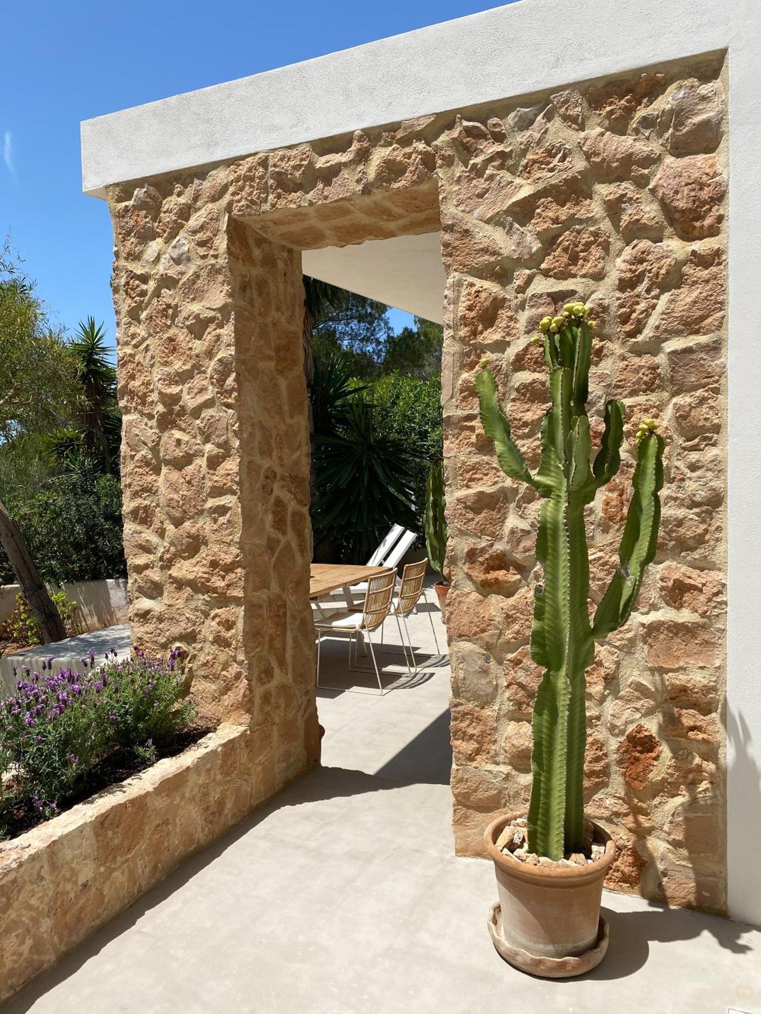 Boutique Hotel Casa Caracol - Apartments In Strandnaehe, Salzwasserpool, Fotovoltaik, Adults Only 산트 호셉 데 사 탈라이아 외부 사진