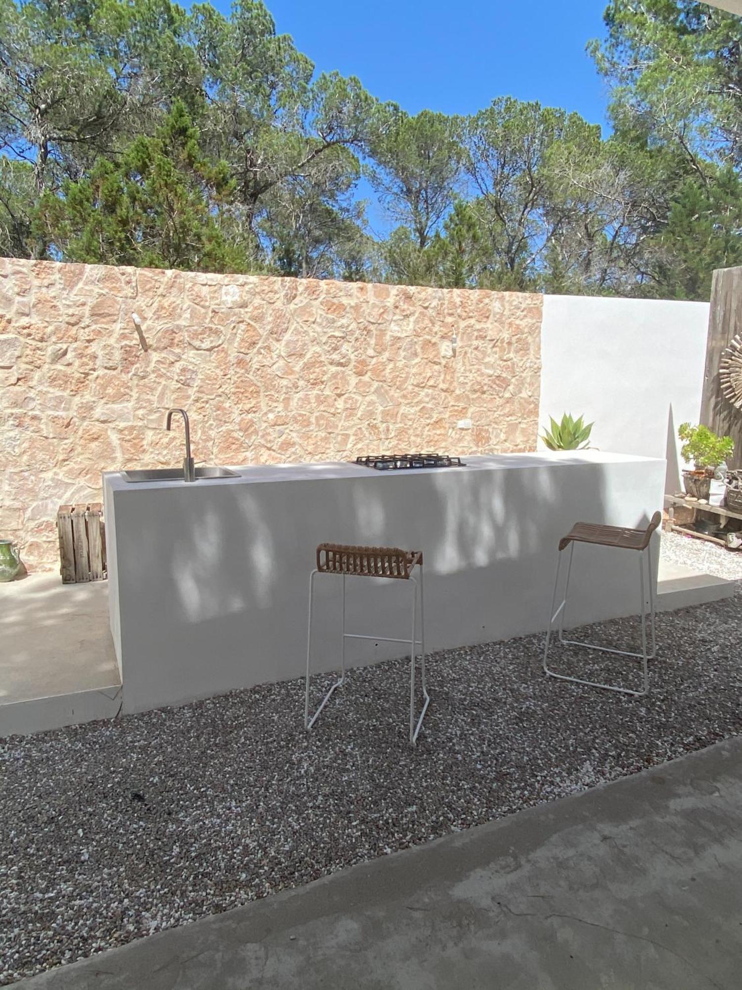 Boutique Hotel Casa Caracol - Apartments In Strandnaehe, Salzwasserpool, Fotovoltaik, Adults Only 산트 호셉 데 사 탈라이아 외부 사진